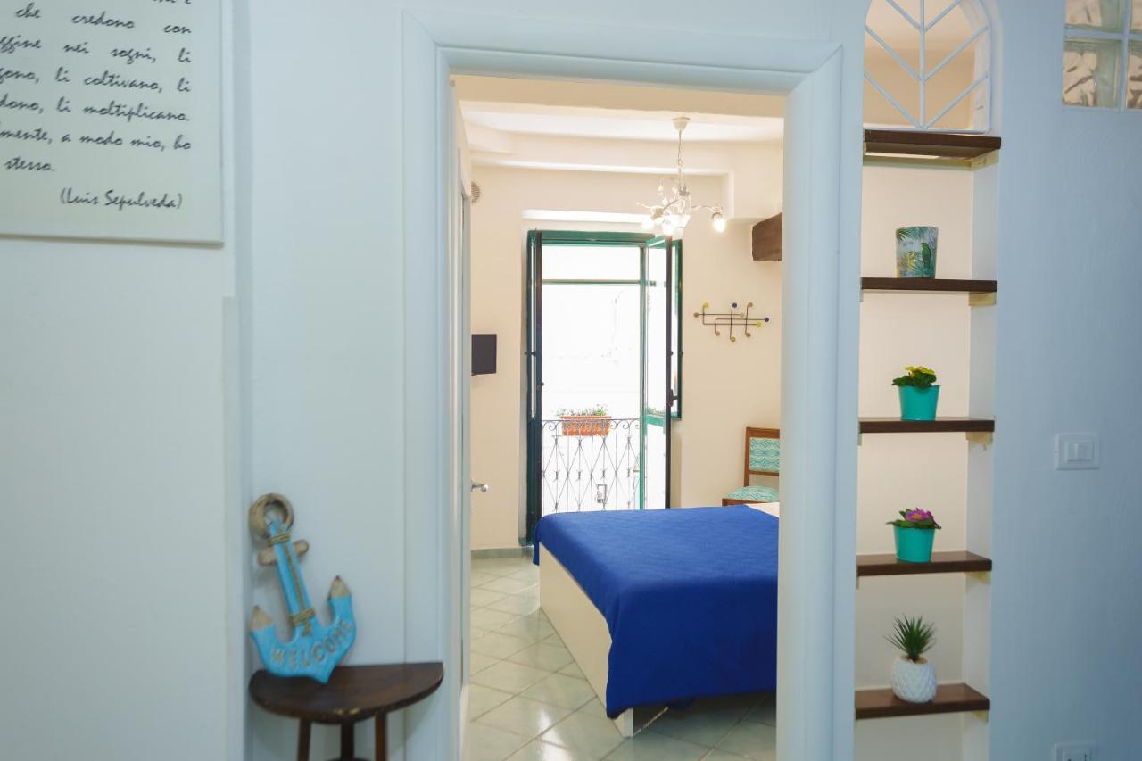 Ti Porto Al Centro Unforgettable Moments Lägenhet Salerno Exteriör bild