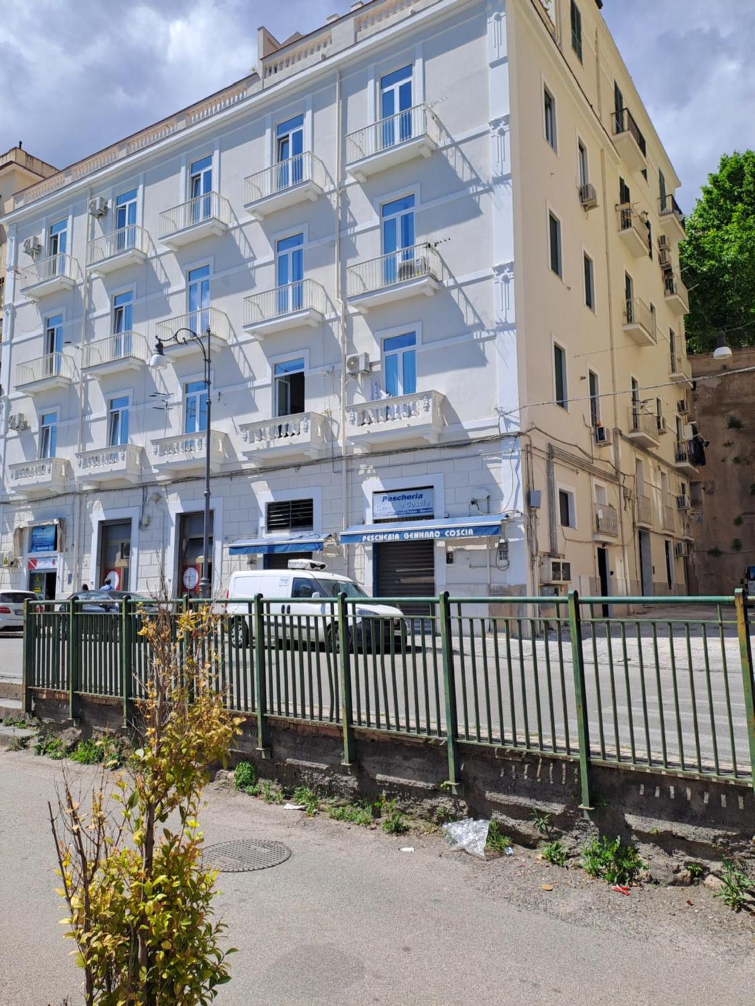 Ti Porto Al Centro Unforgettable Moments Lägenhet Salerno Exteriör bild